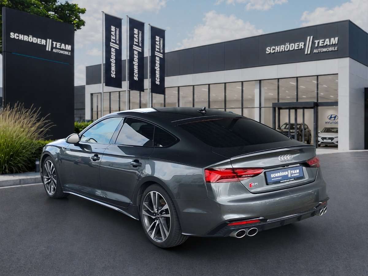 Fahrzeugbild eines Audi S5