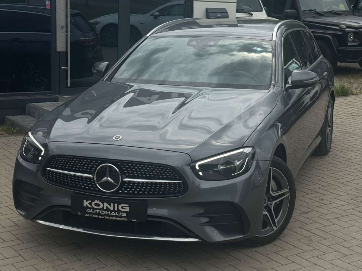 Fahrzeugbild eines Mercedes-Benz E-Klasse