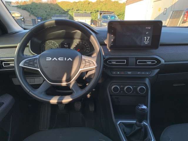 Fahrzeugbild eines Dacia Jogger