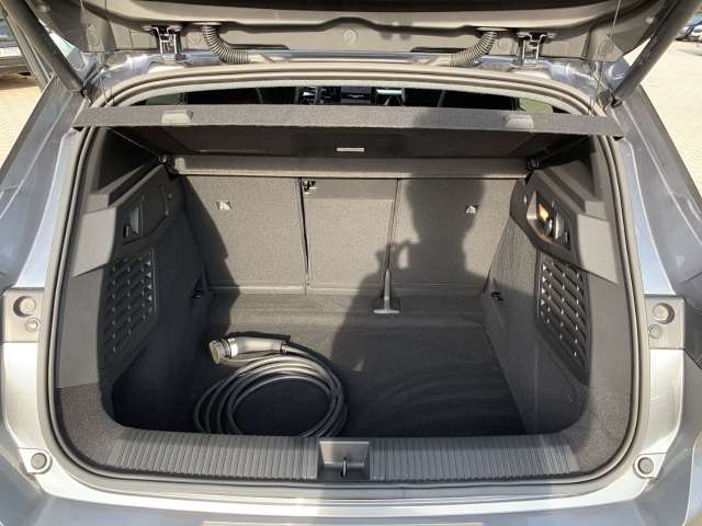 Fahrzeugbild eines Renault Scenic E-TECH