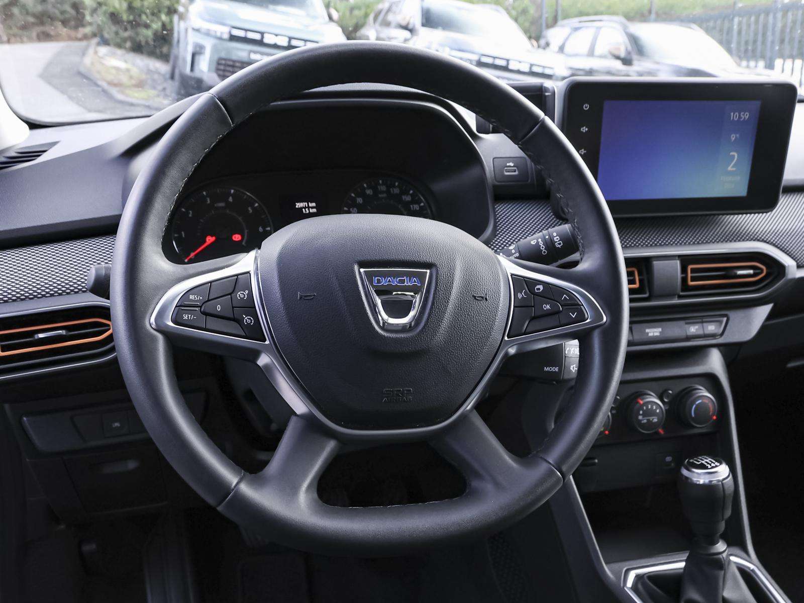 Fahrzeugbild eines Dacia Sandero