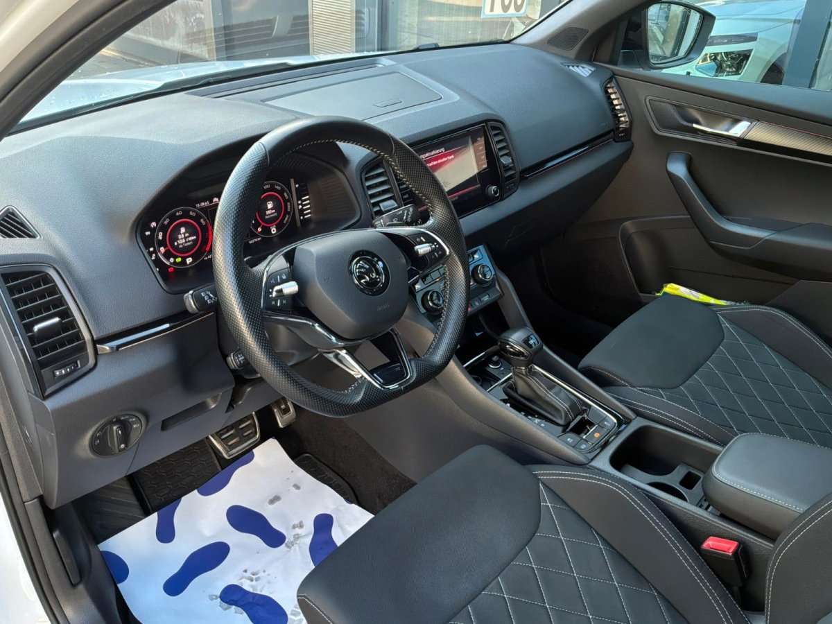 Fahrzeugbild eines Skoda Karoq