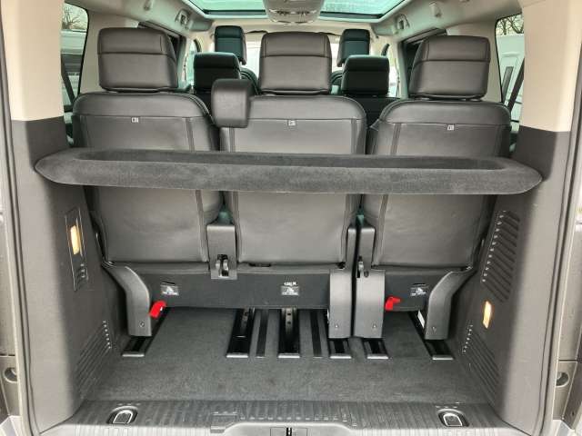 Fahrzeugbild eines Citroën SpaceTourer