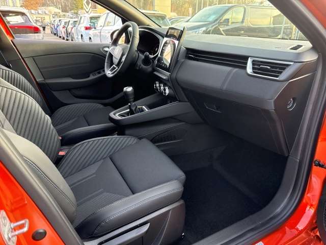 Fahrzeugbild eines Renault Clio