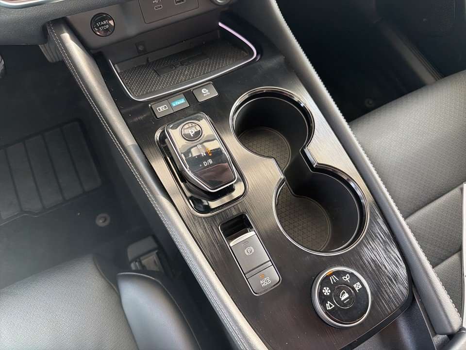 Fahrzeugbild eines Nissan X-TRAIL