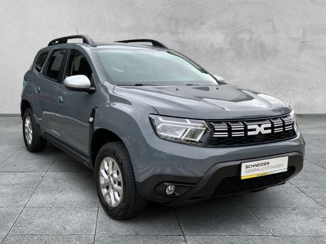 Fahrzeugbild eines Dacia Duster