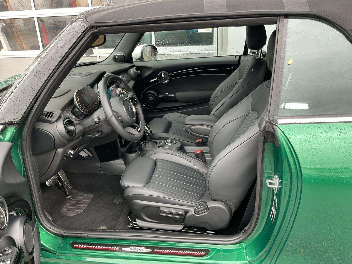 Fahrzeugbild eines MINI MINI