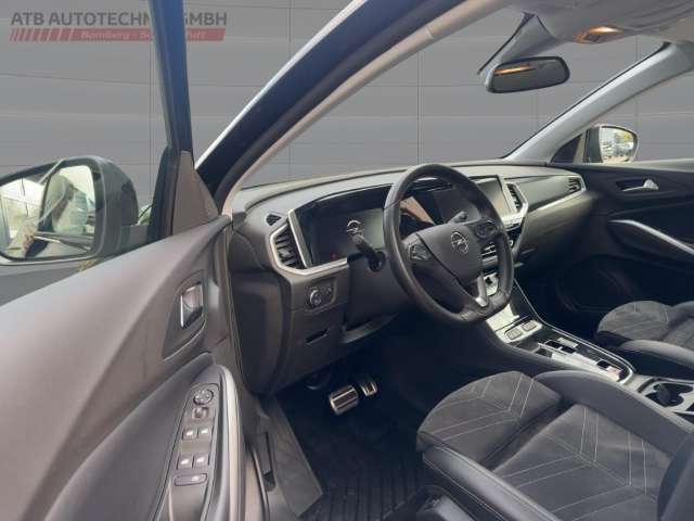 Fahrzeugbild eines Opel Grandland X