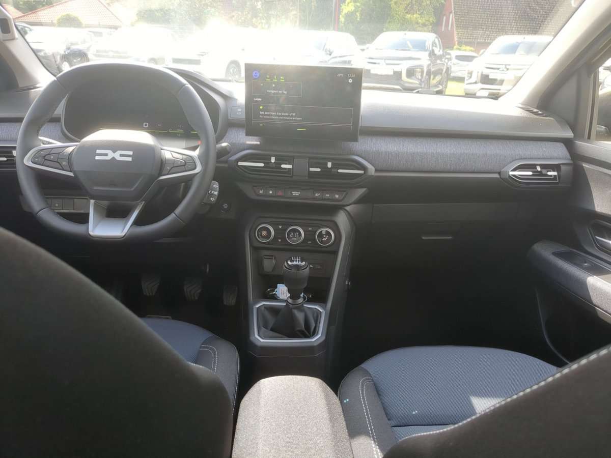 Fahrzeugbild eines Dacia Sandero