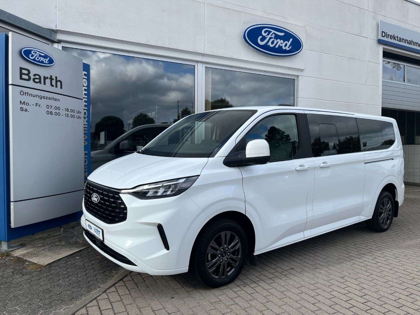 Fahrzeugbild eines Ford Tourneo Custom