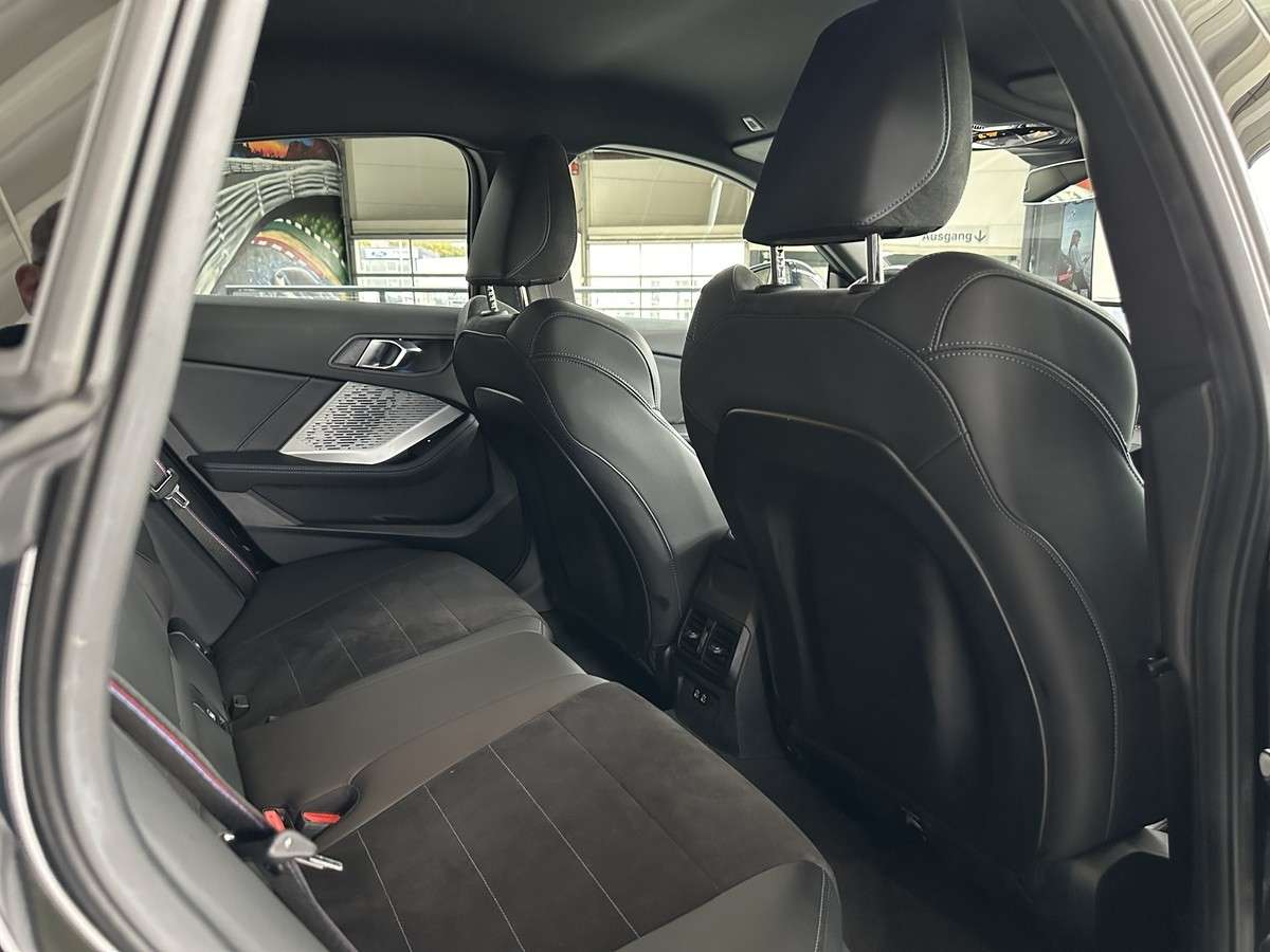 Fahrzeugbild eines BMW 2er-Reihe