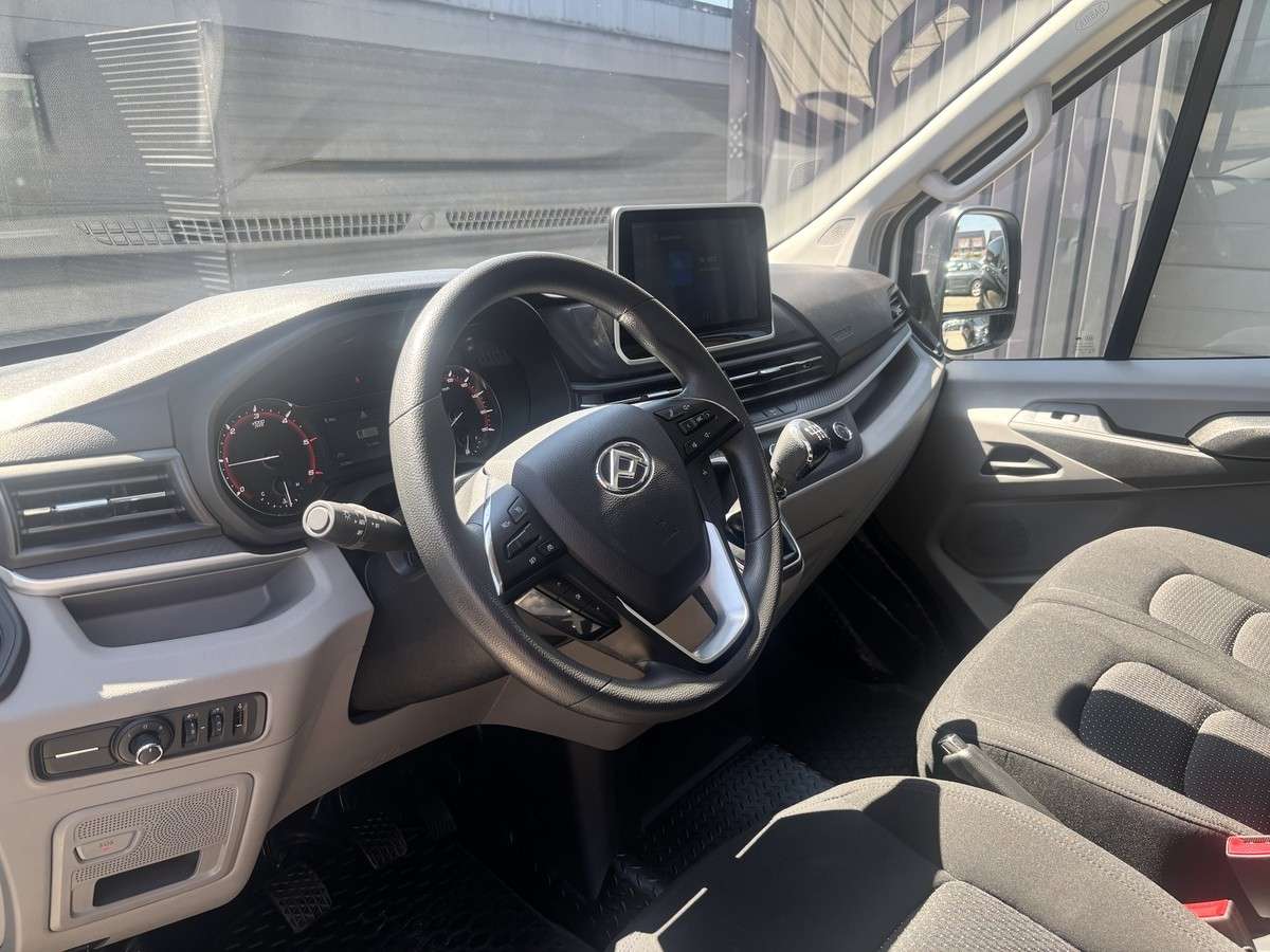 Fahrzeugbild eines Maxus Deliver 9