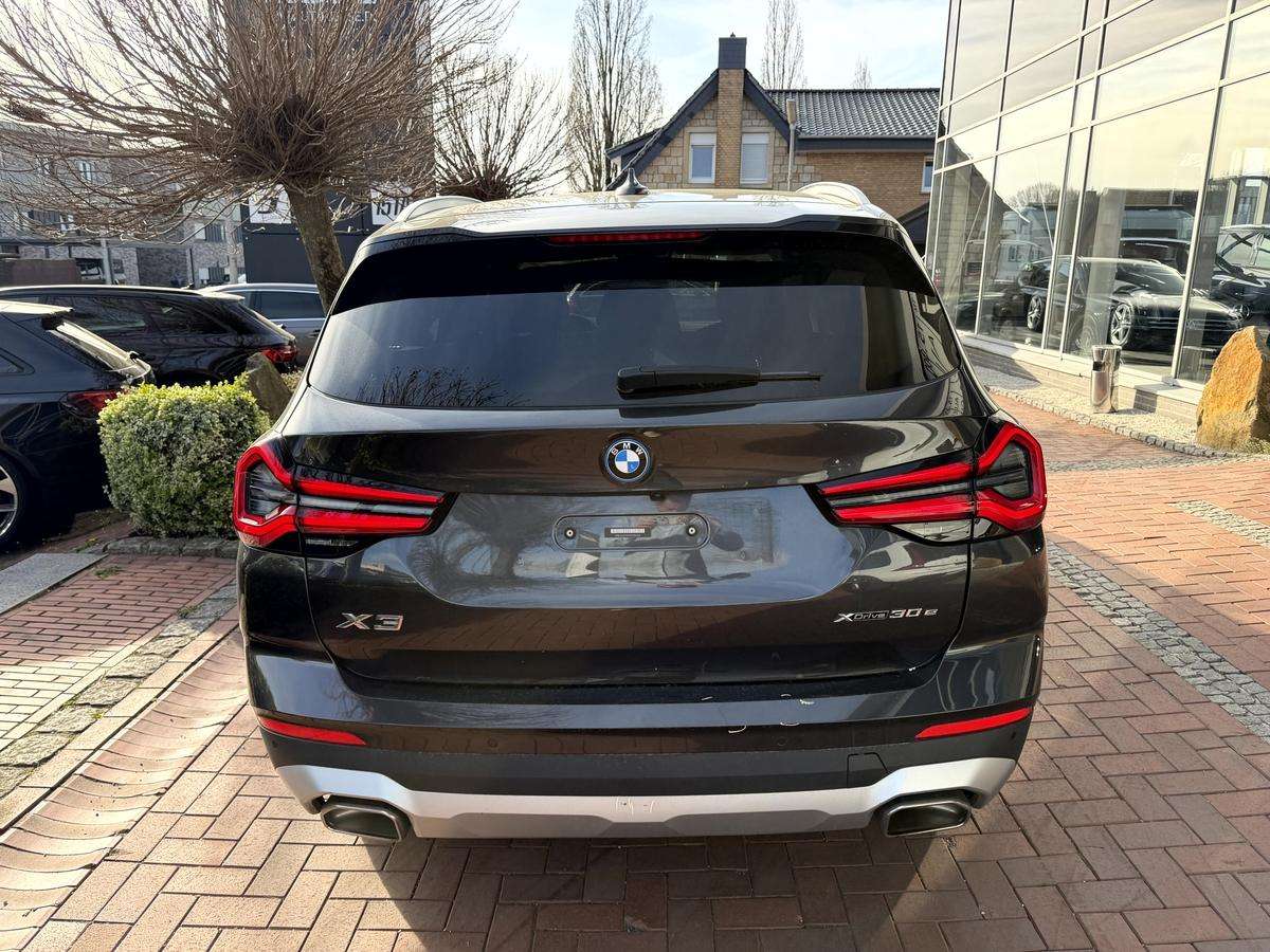 Fahrzeugbild eines BMW X3