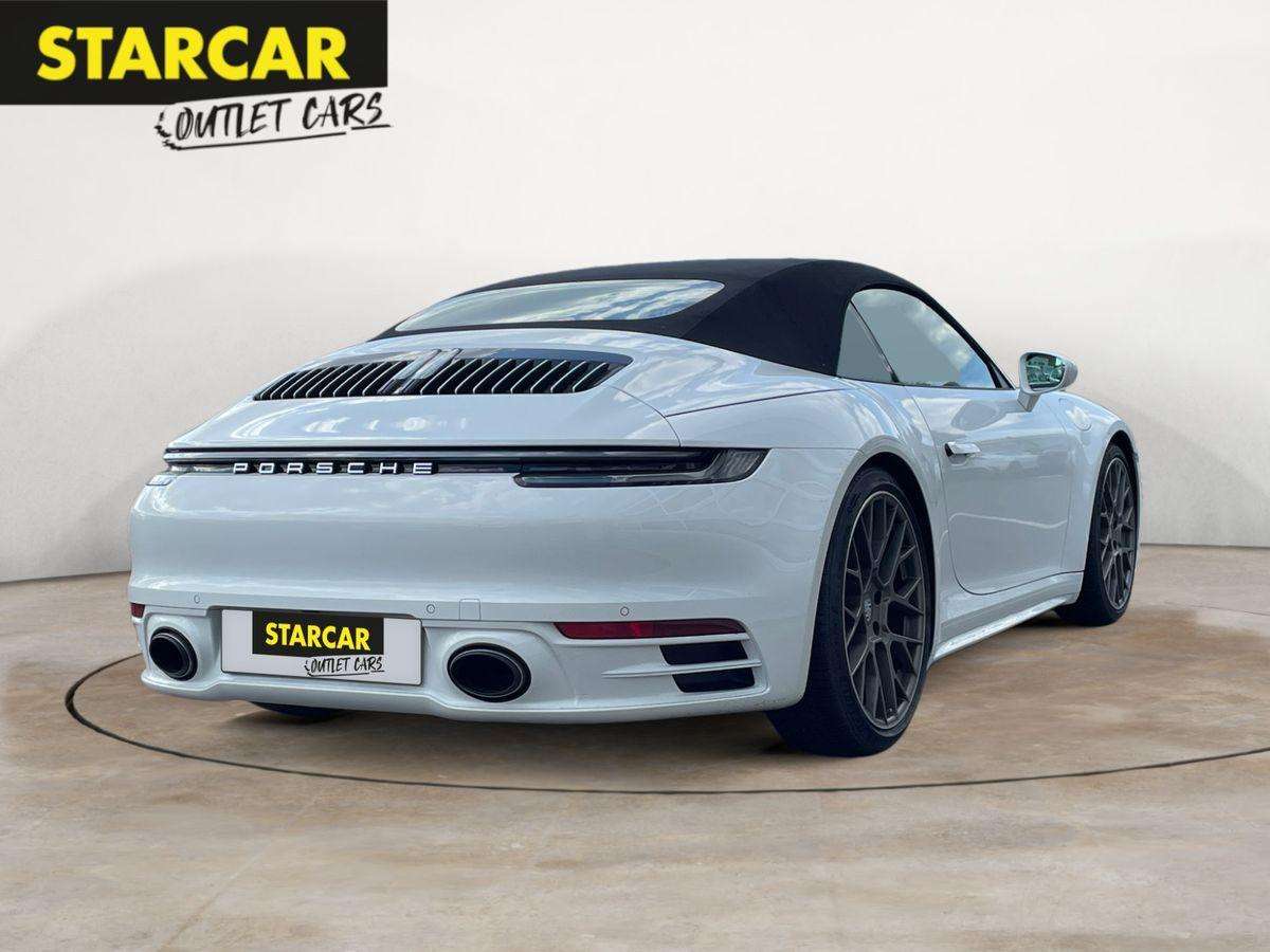 Fahrzeugbild eines Porsche 911