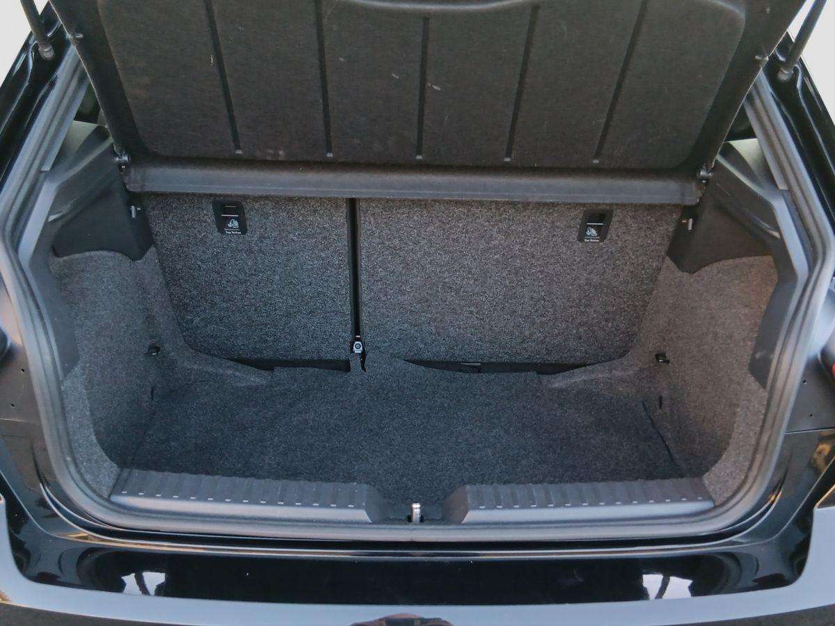 Fahrzeugbild eines SEAT Ibiza