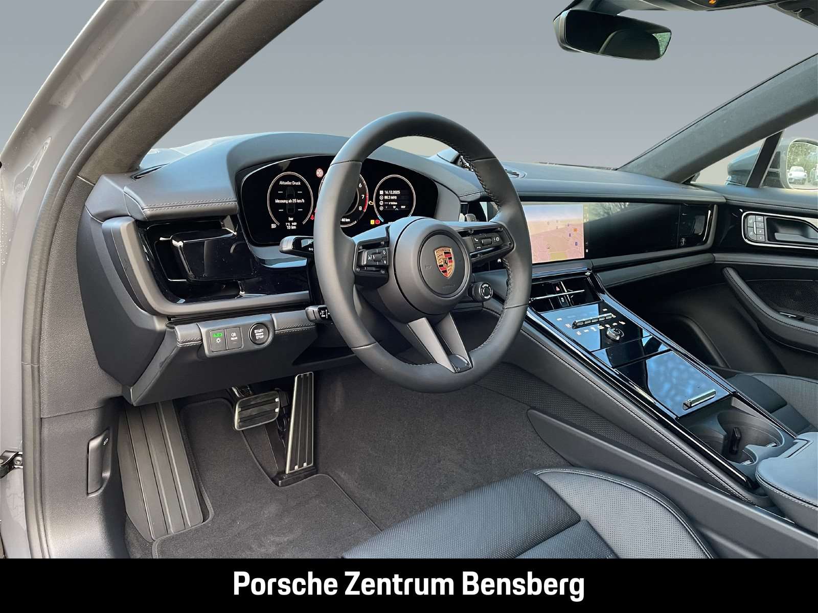 Fahrzeugbild eines Porsche Panamera