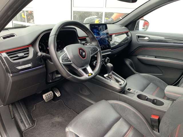 Fahrzeugbild eines Renault Arkana