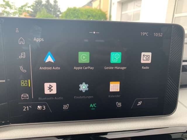 Fahrzeugbild eines Renault 5 E-TECH