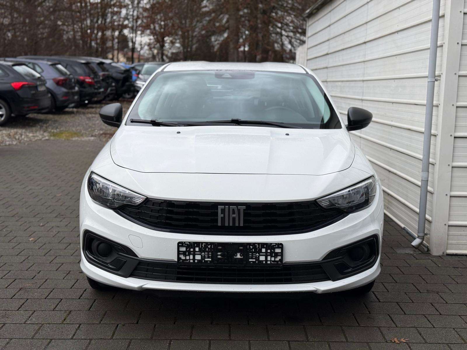 Fahrzeugbild eines Fiat Tipo