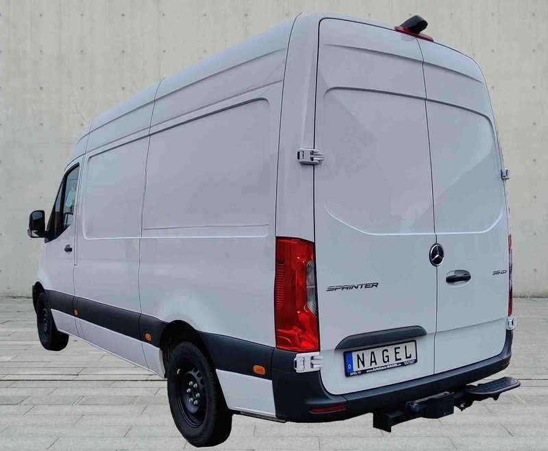 Fahrzeugbild eines Mercedes-Benz Sprinter