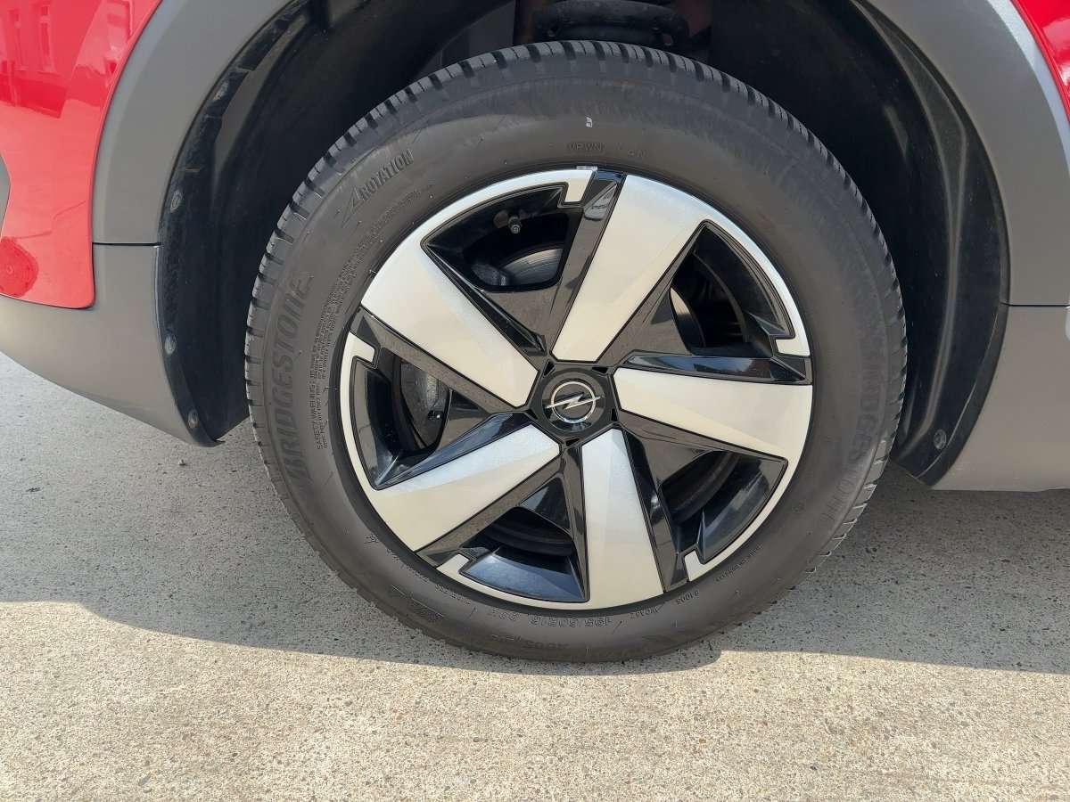 Fahrzeugbild eines Opel Crossland X