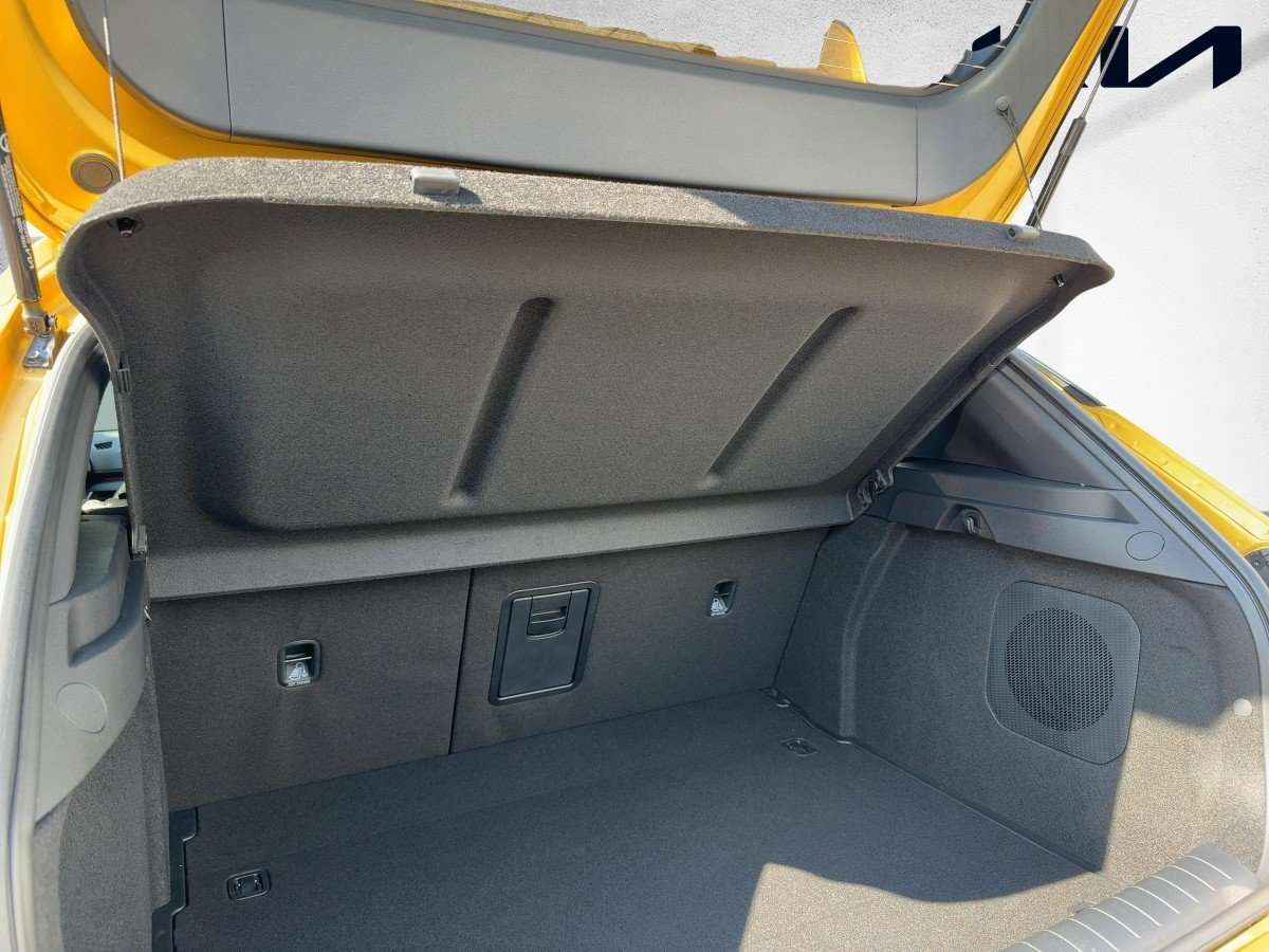 Fahrzeugbild eines Kia K4