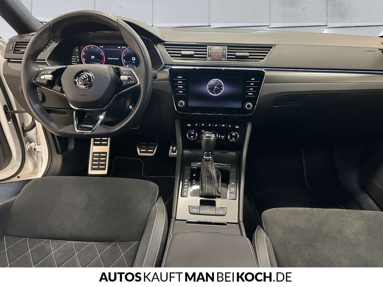 Fahrzeugbild eines Skoda Superb