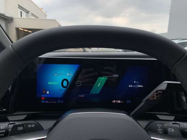 Fahrzeugbild eines Renault Megane E-TECH