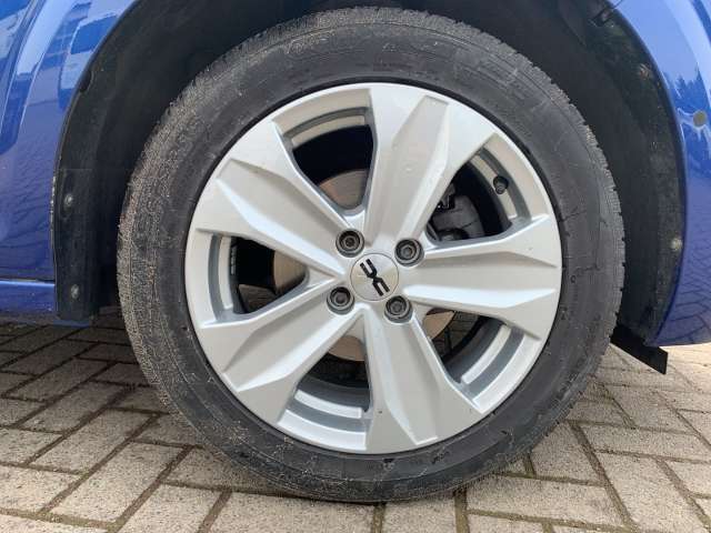 Fahrzeugbild eines Dacia Sandero