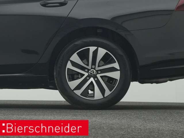 Fahrzeugbild eines Volkswagen Golf