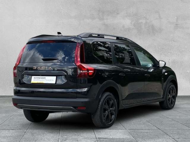 Fahrzeugbild eines Dacia Jogger