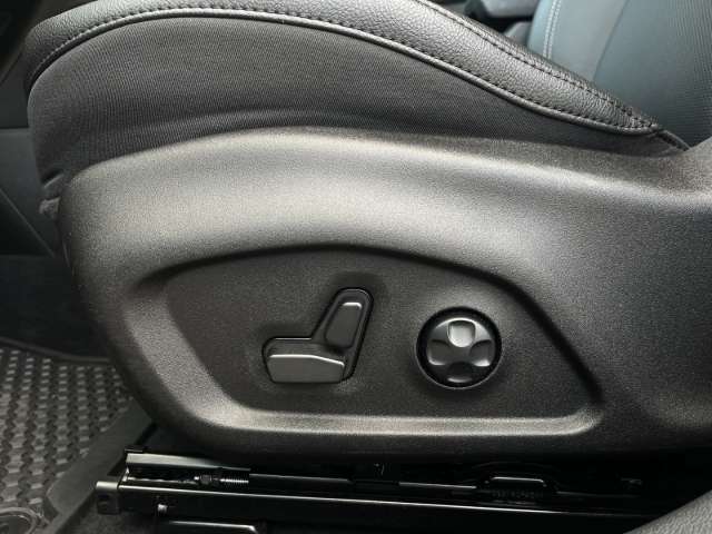 Fahrzeugbild eines Jeep Compass