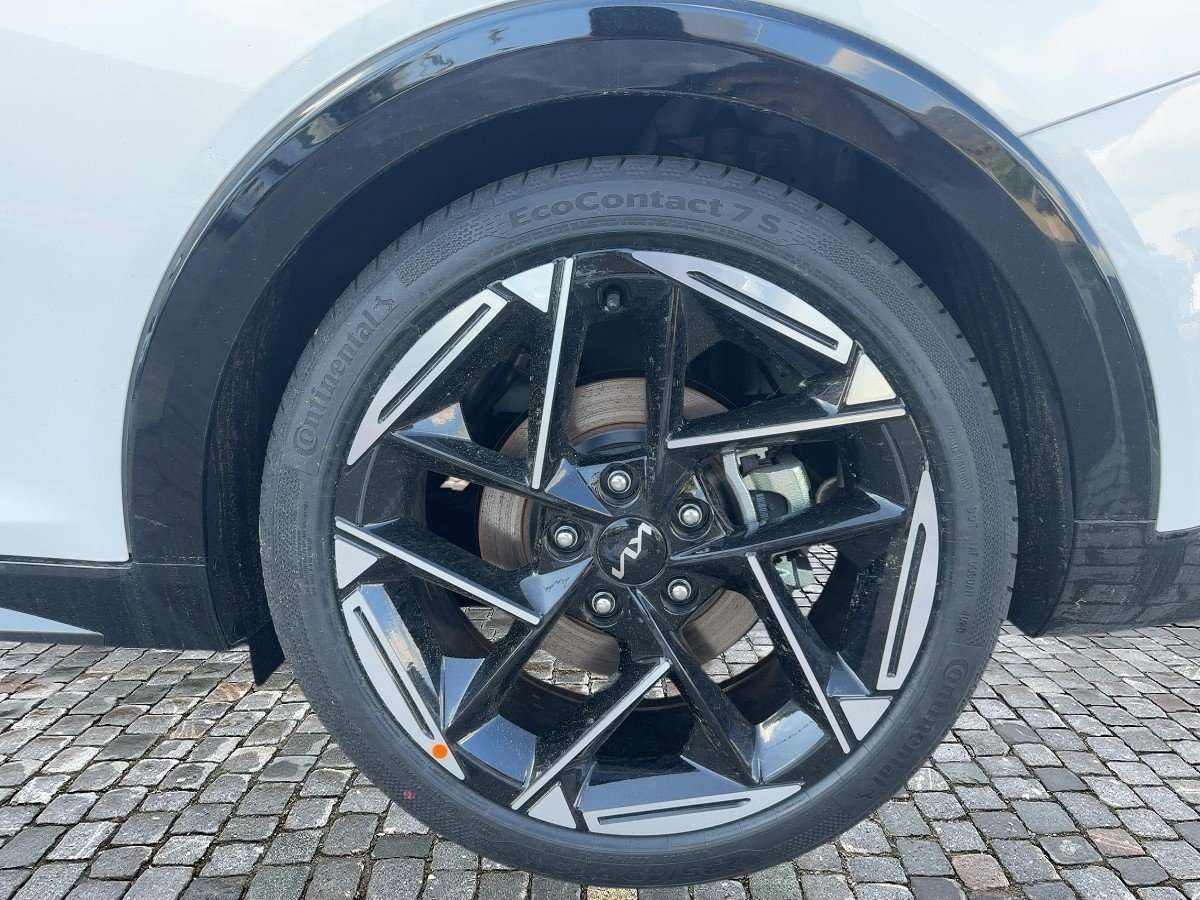 Fahrzeugbild eines Kia K4