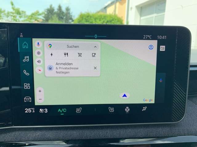 Fahrzeugbild eines Renault 4 E-TECH