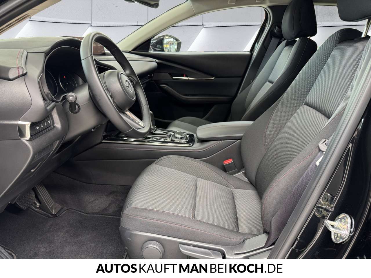 Fahrzeugbild eines Mazda CX-30
