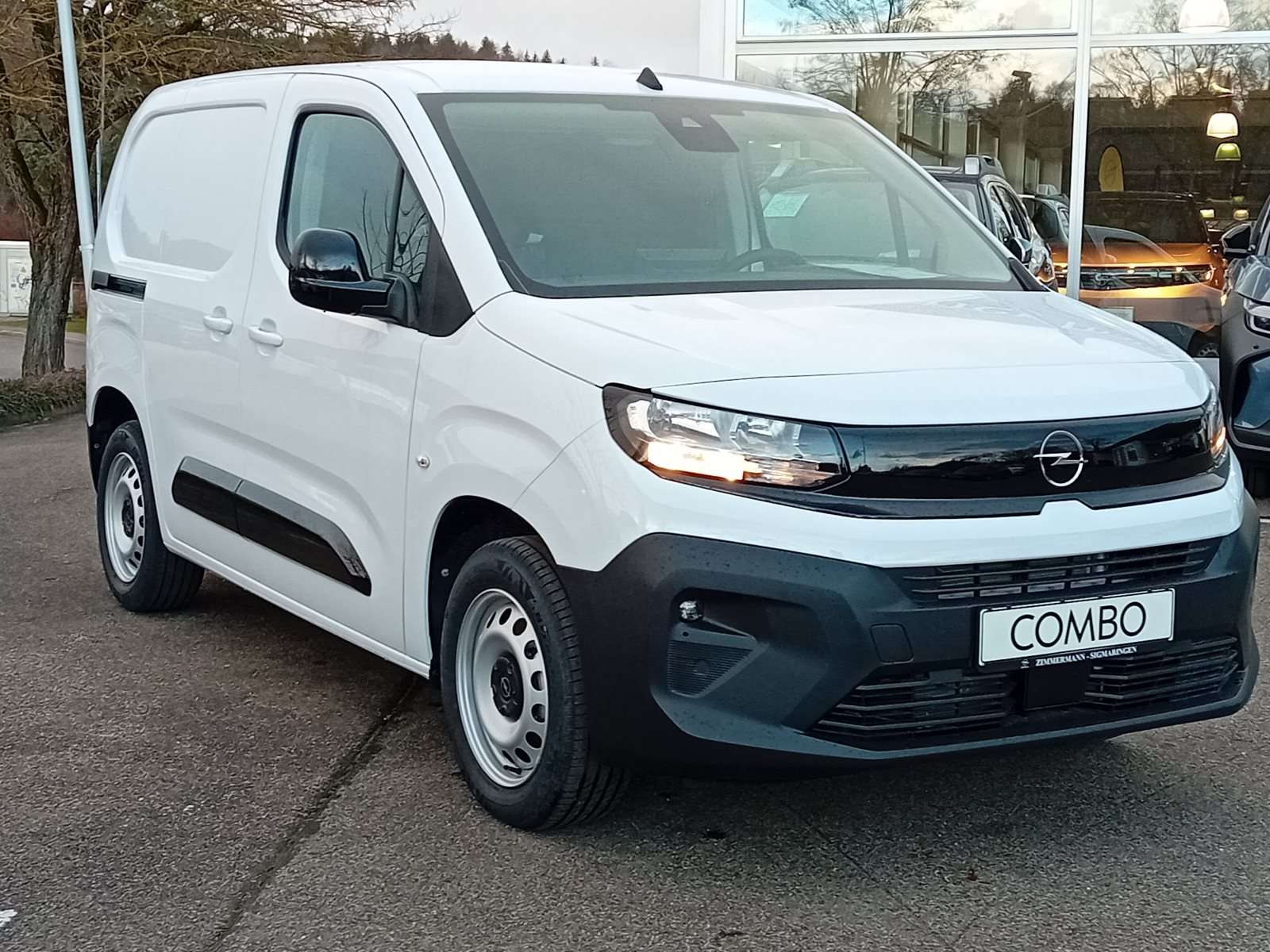 Fahrzeugbild eines Opel Combo Electric