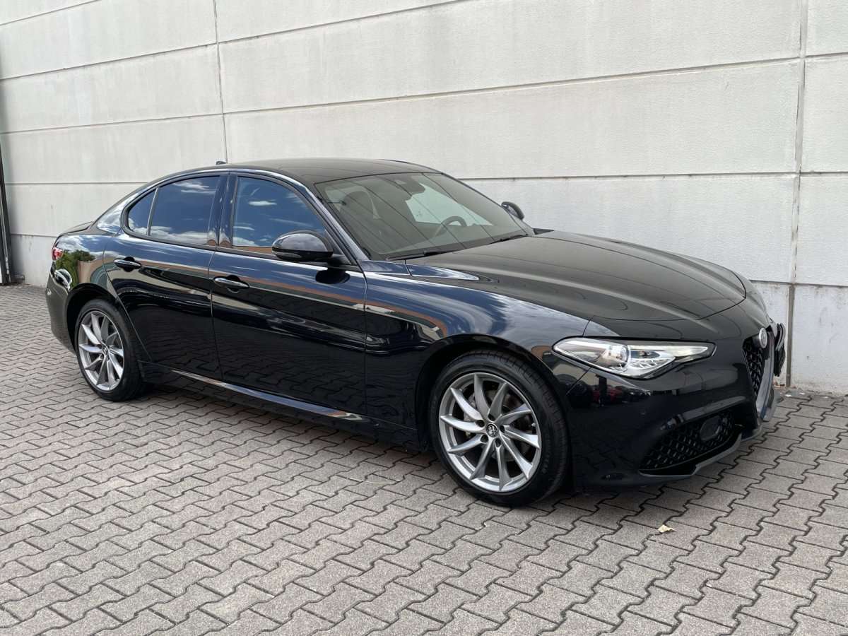 Fahrzeugbild eines Alfa Romeo Giulia