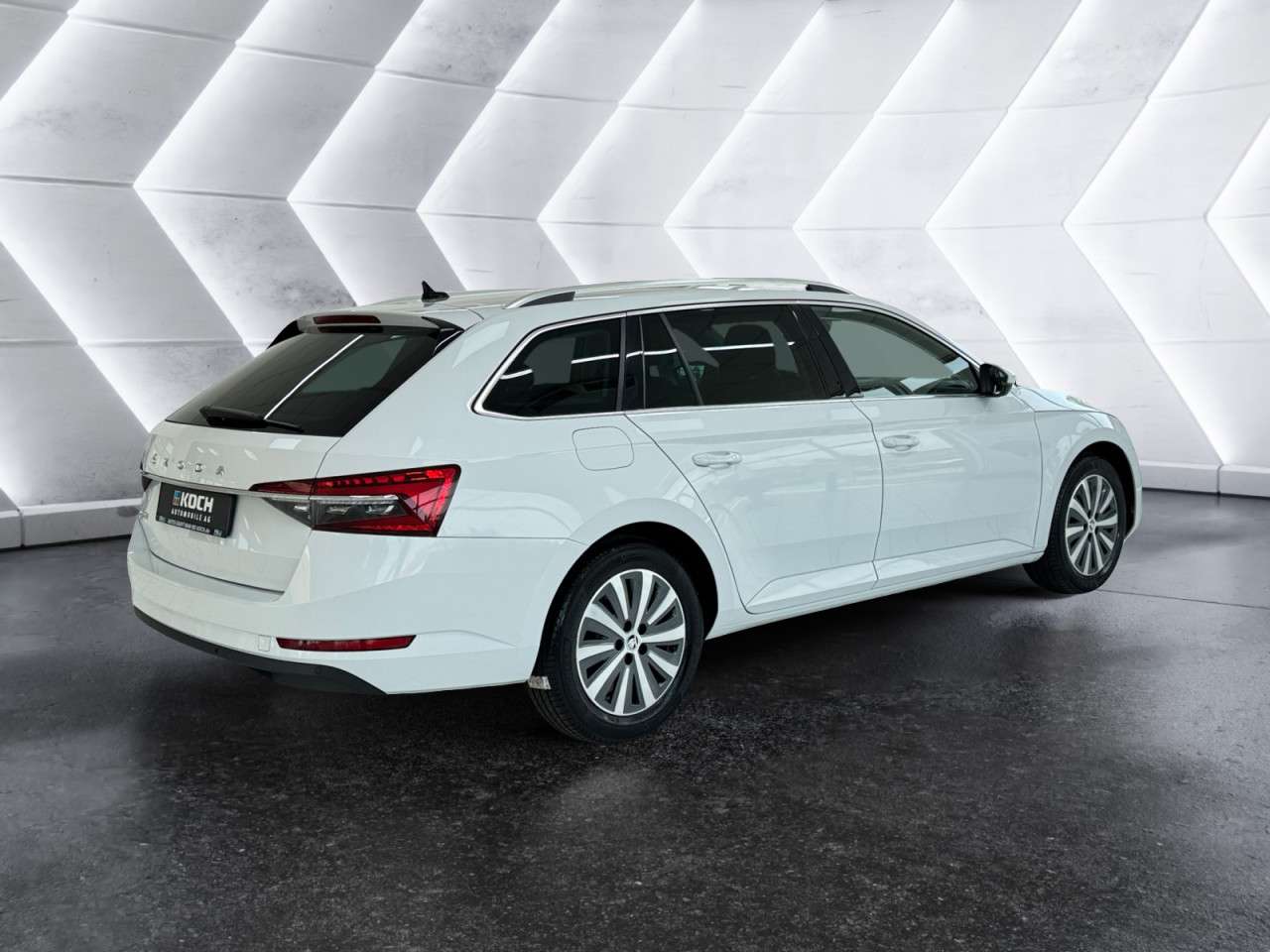 Fahrzeugbild eines Skoda Superb