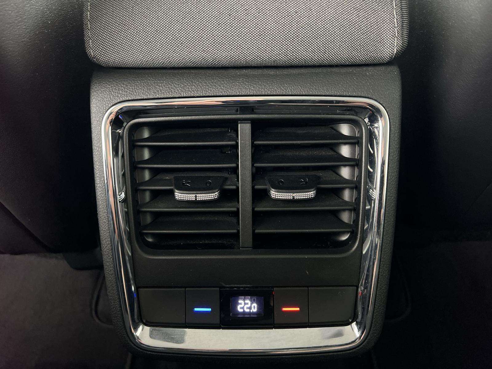 Fahrzeugbild eines Skoda ENYAQ