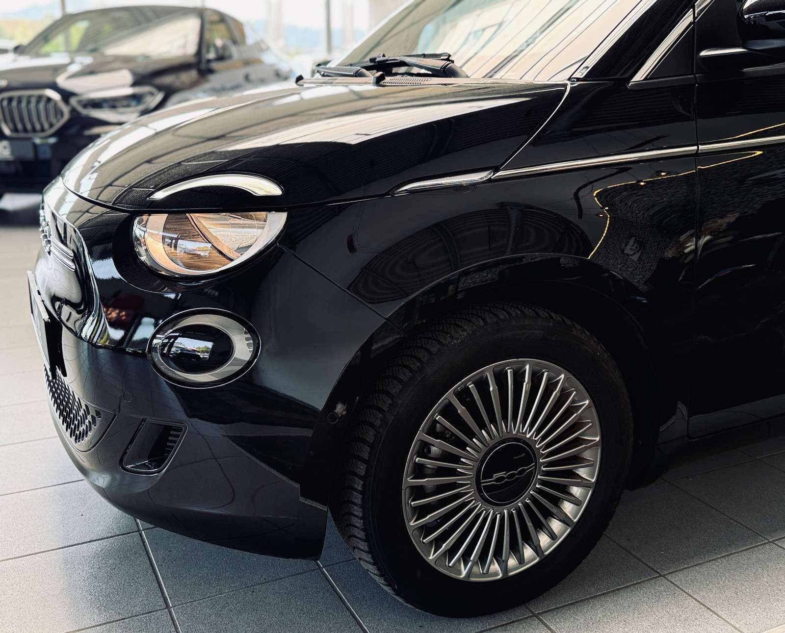 Fahrzeugbild eines Fiat 500