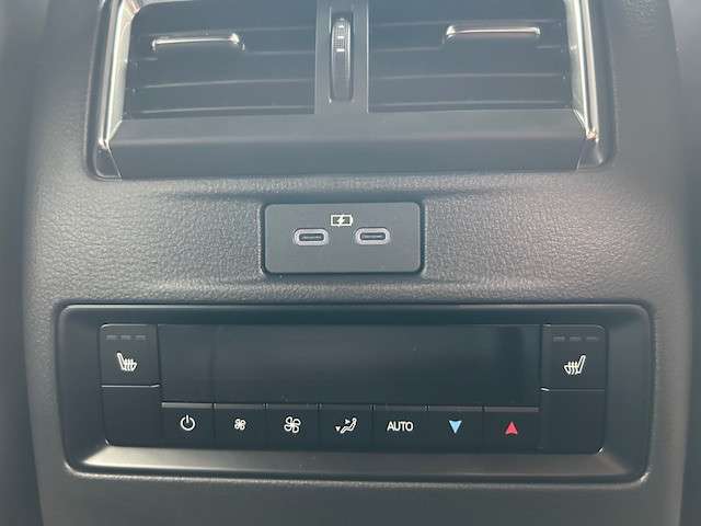 Fahrzeugbild eines Mazda CX-80