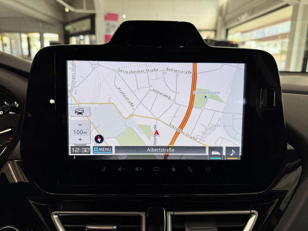 Fahrzeugbild eines Suzuki S-Cross