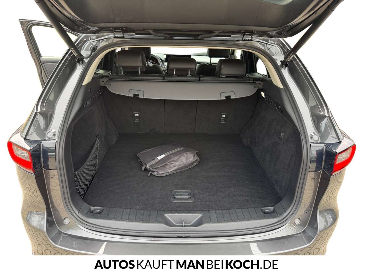 Fahrzeugbild eines Mazda CX-60
