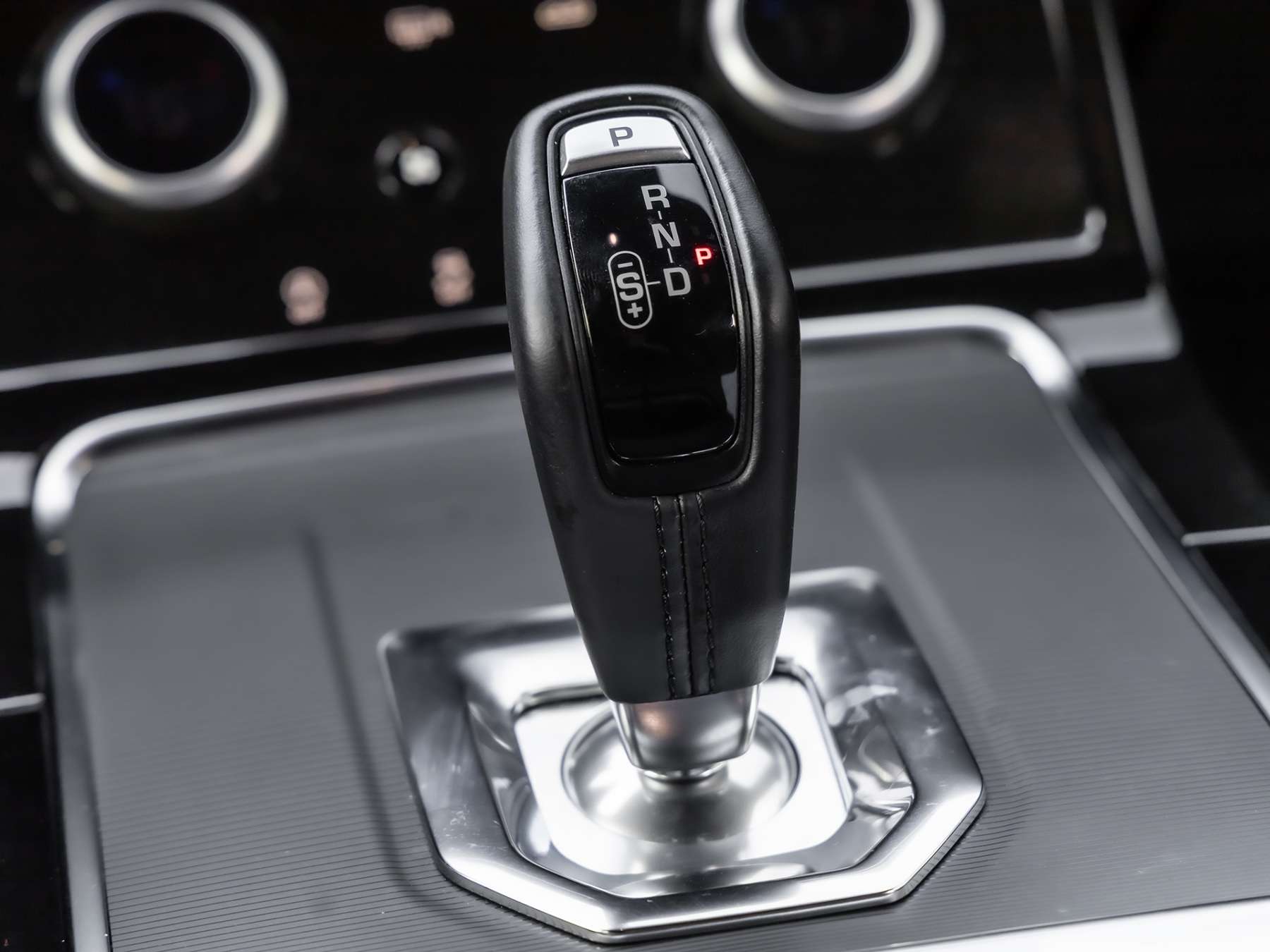 Fahrzeugbild eines Land Rover Range Rover Evoque