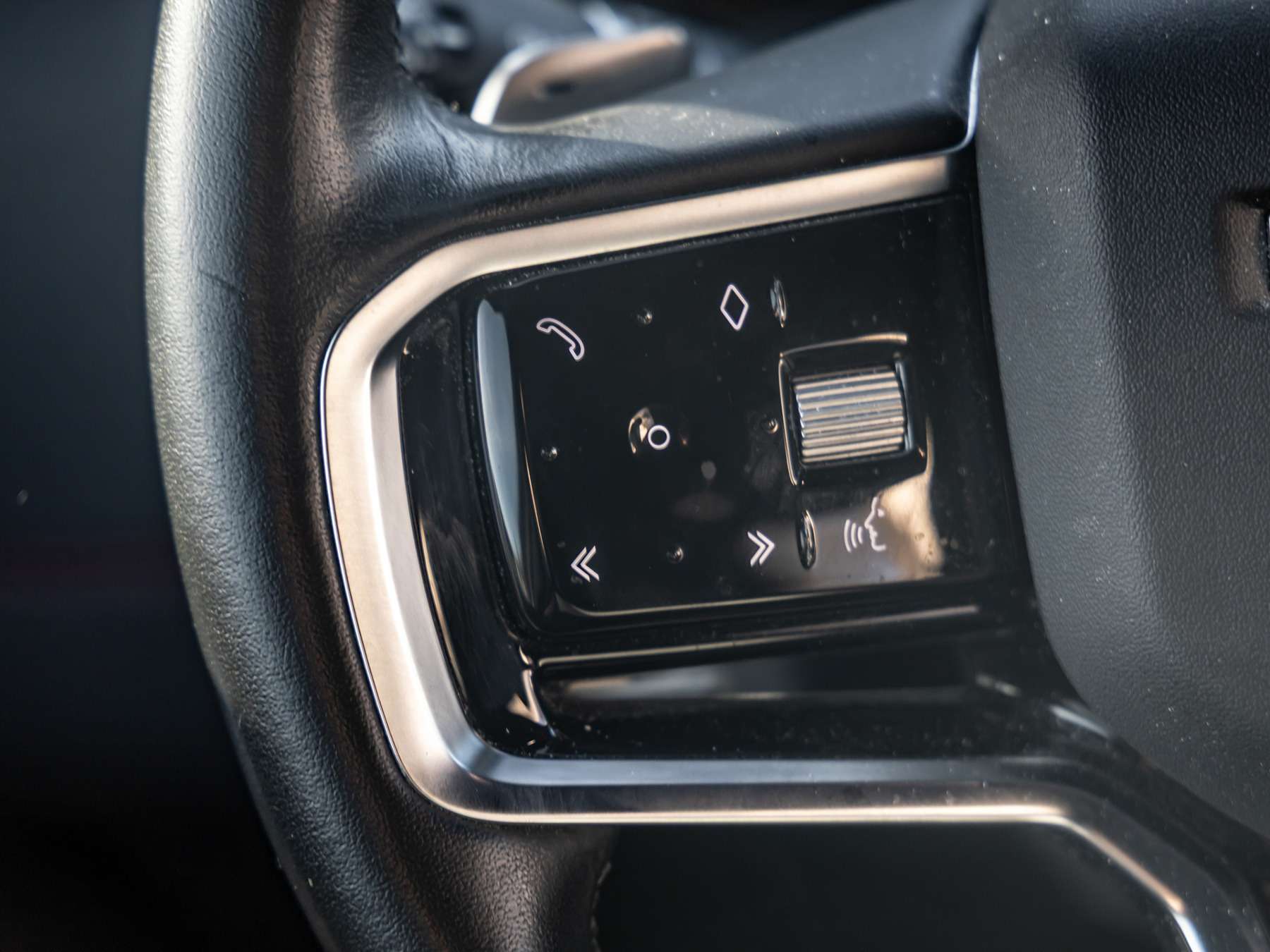 Fahrzeugbild eines Land Rover Discovery Sport