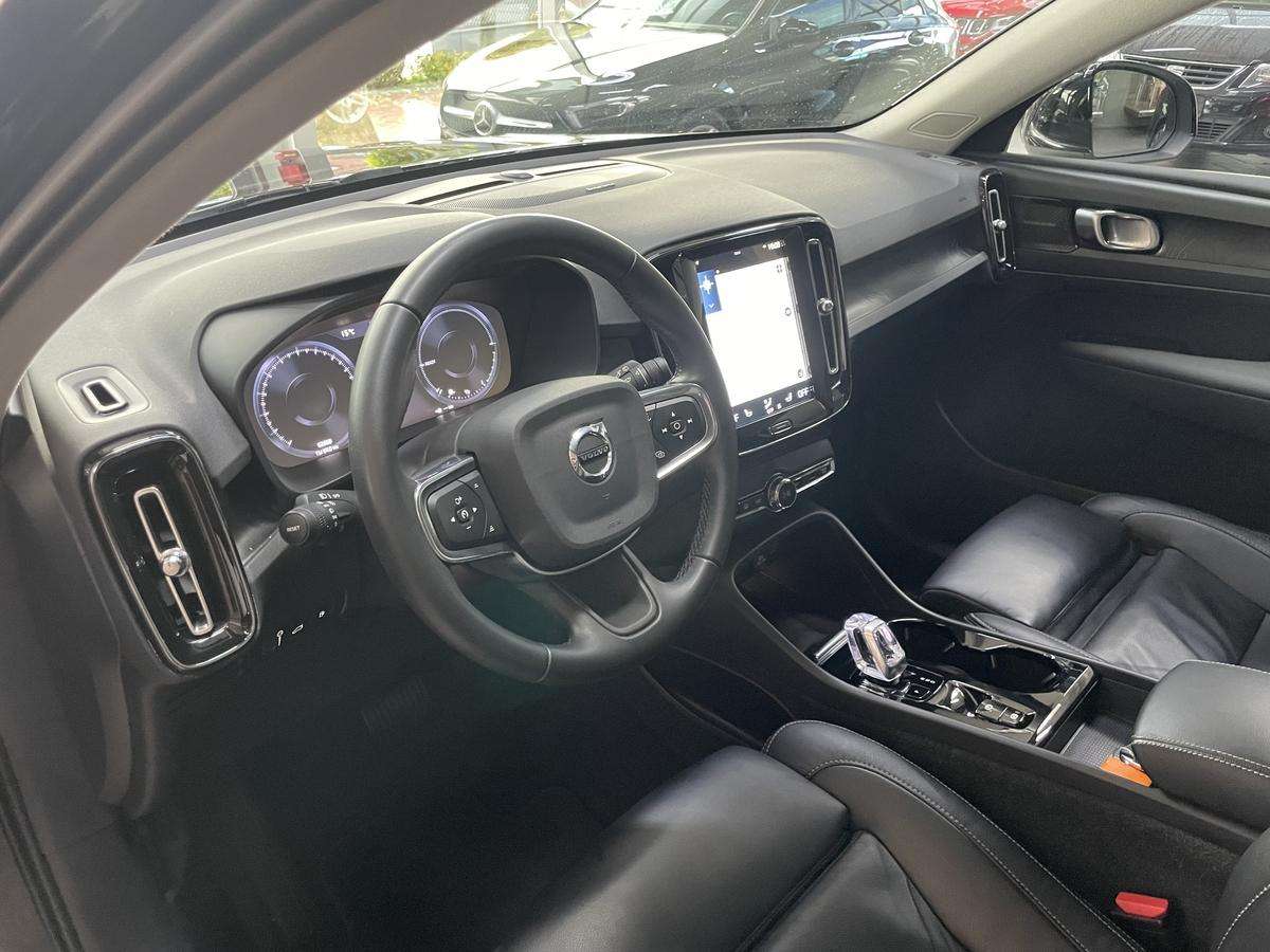 Fahrzeugbild eines Volvo XC40