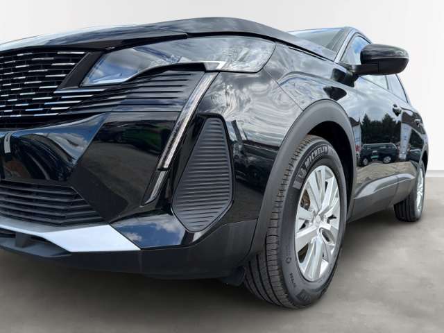 Fahrzeugbild eines Peugeot 5008
