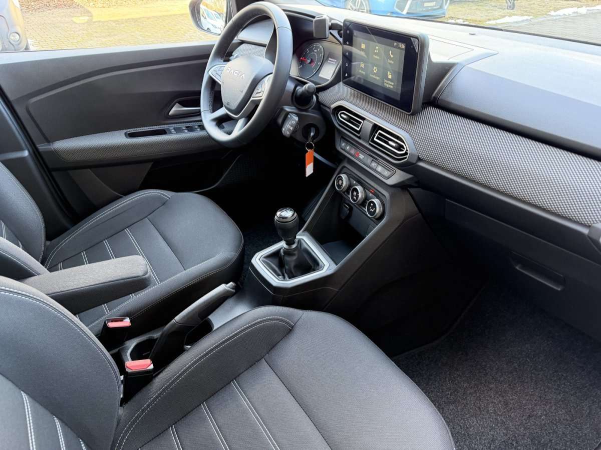 Fahrzeugbild eines Dacia Sandero