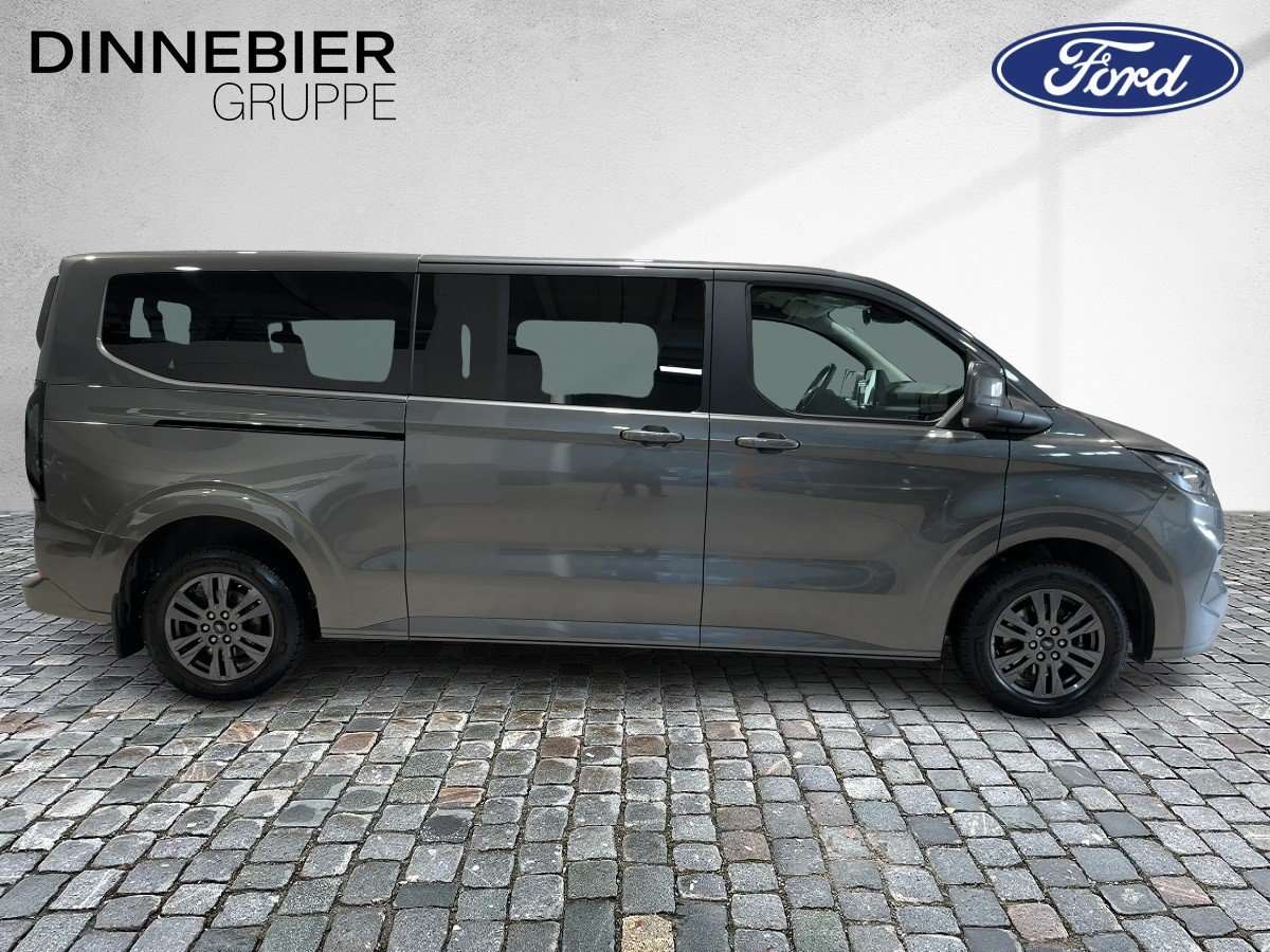 Fahrzeugbild eines Ford Tourneo Custom