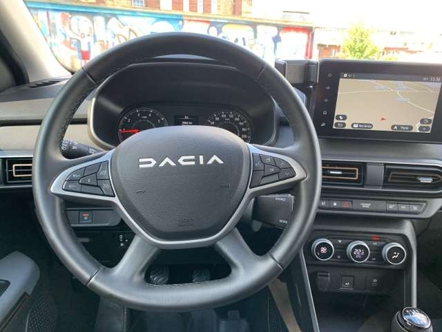 Fahrzeugbild eines Dacia Jogger